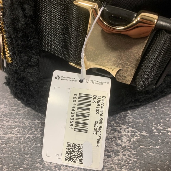 Lululemon Fleece Everywhere Belt Bag - Picture 11 of 11